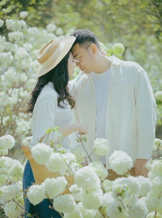 救援菠萝舞者